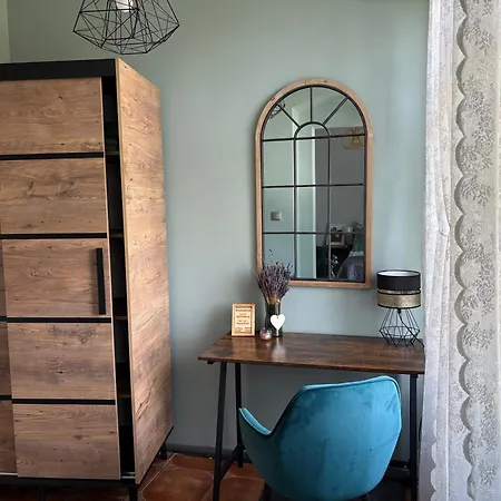 W Zlotym Stoku Przystanek Złoty Stok